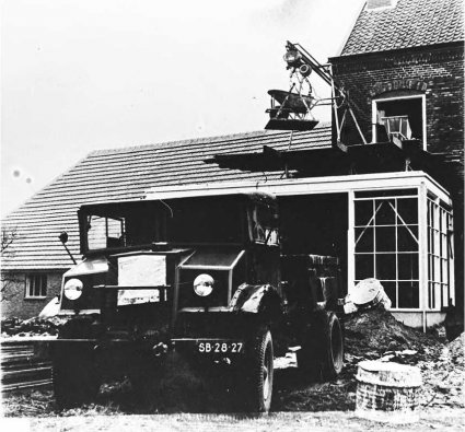 Ford F15A (coll. St. De Oude Schoenendoos)