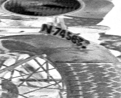 Detail (negatief en uitgerekt) van foto 16