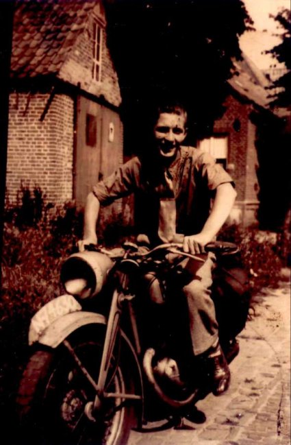 DKW? (collectie Erfgoedvereniging Son en Breugel)