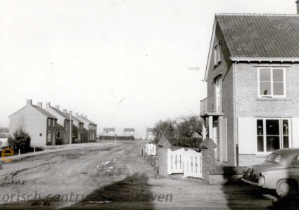 Vauxhall, N-74797 (Bron: RHCe)