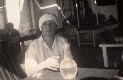 Wilhelmina Verhoeven gewond (coll. N. van Heeswyk)
