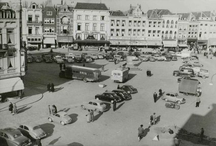 N-79775 Fiat (foto: Fotopersbureau Het Zuiden; coll. Erfgoed 's-Hertogenbosch)