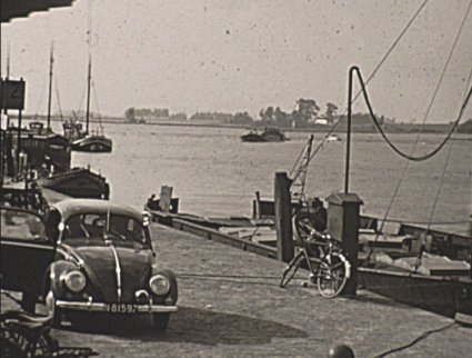 Volkswagen (beeld: A.C.F.O.; bron: Filmbank Groningen)