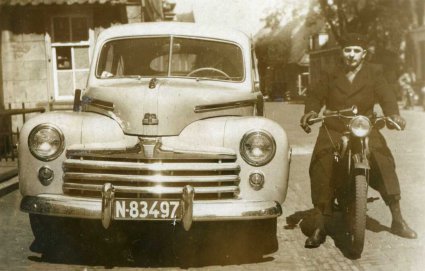N-83497 Ford (coll. fam. Habraken, via Hkk Schijndel)