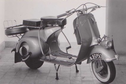 N-83950 Vespa (collectie A. van Thiel)