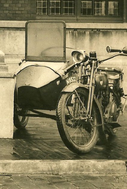 N-8522 Bron: coll. R. v.d. Brink