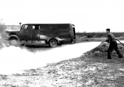 Magirus met Baghytra pomp (bron: Belangrijke brandweerpersoonlijkheden)
