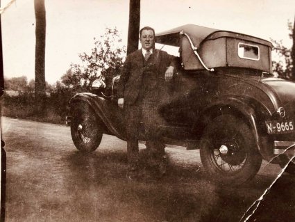 Ford (coll. A. Vesters)