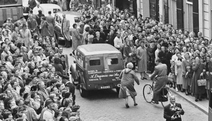 Detail van foto bij opening C&A in de Ginnekenstraat, Breda, 17 september 1954 (Foto: collectie Hans Chabot, Stadsarchief Breda)