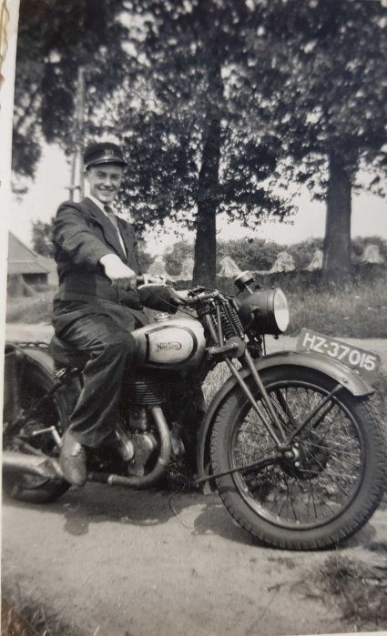 Norton (Bron: particuliere collectie)