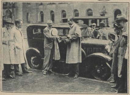 Foto 1: terugkeer van dhr. Steenkamp na zijn wereldreis (bron: Groot-Rotterdam, jrg. 9, 1931, no. 19, 24 juli 1931 via delpher.nl)