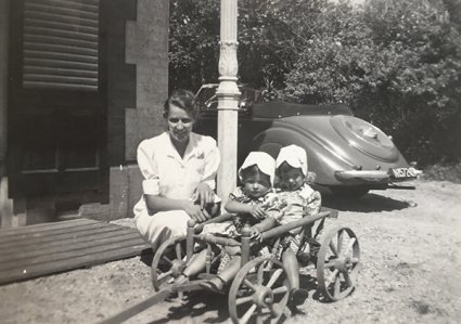 Foto 2: BMW van Gijs vd Bergh in Domburg, ca. 1939