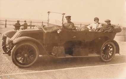 Foto 1: Clément-Bayard met kenteken N-1795 (foto collectie Arthur van Thiel)