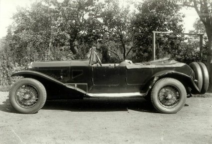 Lancia Lambda (Foto: A.C. Stokhuyzen. Bron: collectie Coda Archief Apeldoorn)