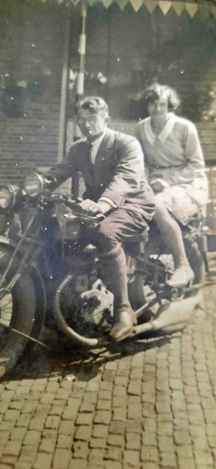 BSA (bron: collectie Ari Luijben)