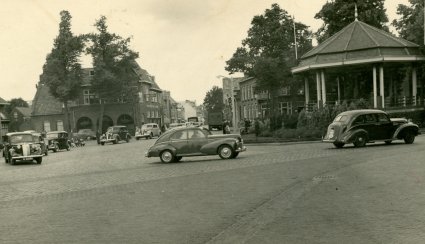 N-22088 (geheel links) op een prentbriefkaart met stempel 13-08-1951 (collectie: HKK Weerderheem, Valkenswaard)