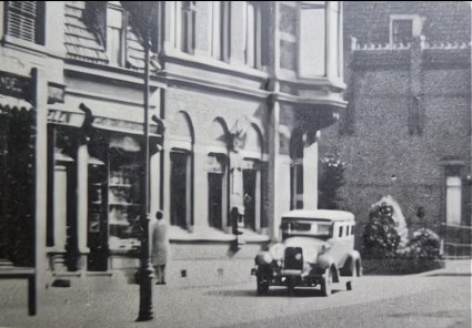 Citroën? (bron: collectie Ad IJzermans)