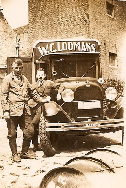 Ford (bron: collectie C. Loomans)