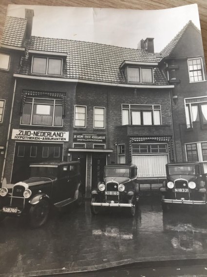 Citroën Six en 2x Opel 1,8 (Bron: collectie Karel Vermeer; via Conam)