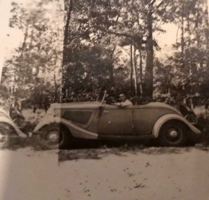 Ford V8 Roadster de Luxe (collectie Marcel Wouters)