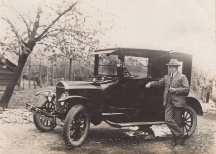 T-Ford (bron: collectie Heemkundekring Nistelvorst)