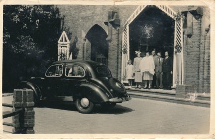 Foto 2: Panhard Dyna X (foto: collectie Heemkundekring Boekel)