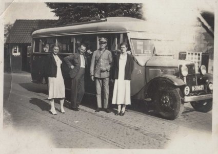 Ford (Bron: collectie van Henk van Wanrooij)
