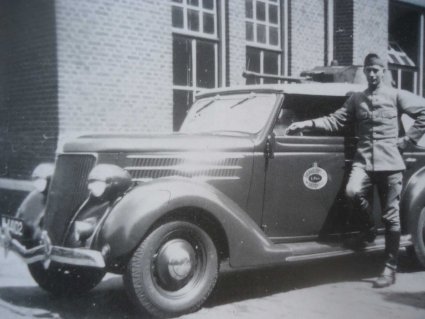 Ford (Bron: collectie Hans Boomer)