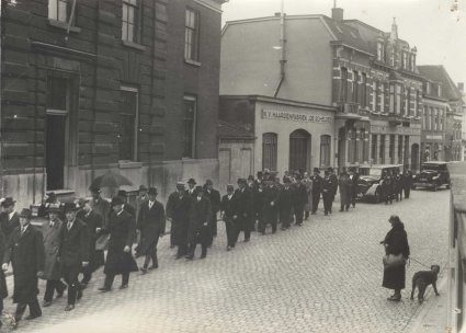 Foto: H. v.d. Aa. Bron: Bergen op Stoom dl. 2, p. 275