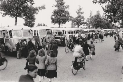 Foto 1: N-59472 (foto: collectie S. Loman)