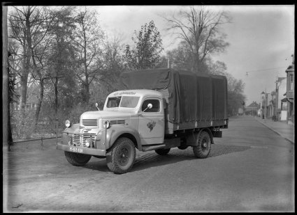 Dodge T110L (Foto: Schmidlin, Tilburg. Bron: collectie Regionaal Archief Tilburg)
