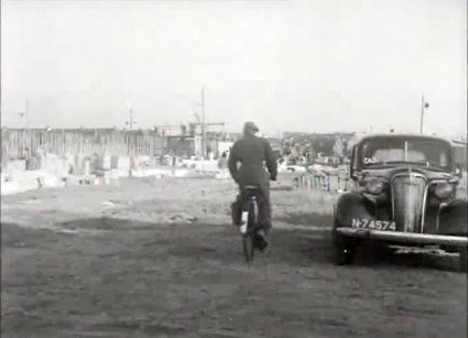 Chevrolet (Bron: Polygoon Profilti, Zelfbouw bij Philips via BrabantinBeelden)