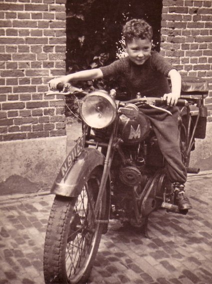 Matchless (particuliere collectie)