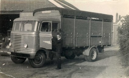 DAF-veewagen (Bron: collectie Heemkundekring Zeeland)