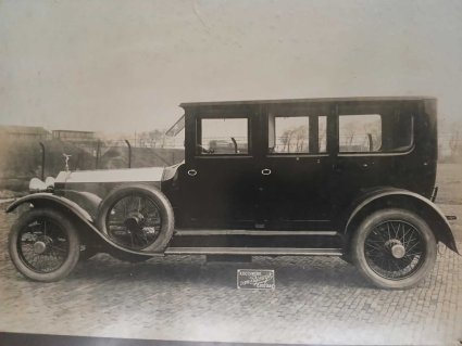 De foto van de carrosseriebouwer van de Rolls Royce