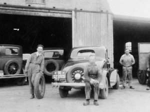 Van Dongen's Autobedrijf, Zeeland c. 1935.
