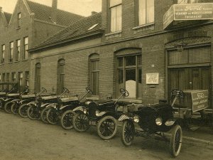 Nieuwe Ford-trucks in Tilburg, 1922 (collectie Regionaal Archief Tilburg)