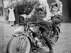 Gillet Herstal motorfiets, c. 1925.
