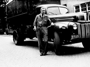 Ford vrachtwagen, c. 1950.