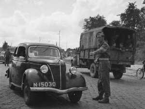 Ford (foto: Anefo. Bron: Nationaal Archief; CC-BY 4.0)