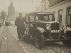 Chevrolet, c. 1935 (collectie Heemkundekring Halcherth)