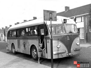 Ford Transit bus (Collectie Eindhoven in Beeld)