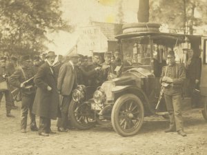 N-2131 Renault (coll. Stadsarchief Breda)