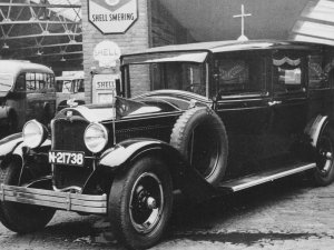 Buick 1928 lijkwagen van Bruijns, Oosterhout.