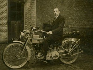Harley Davidson rond 1925.
