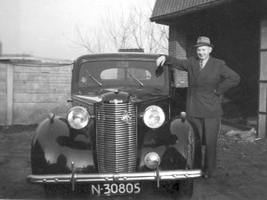 Vauxhall 1946 (collectie A. Vugs-Sleutjes)