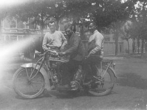 Aan de Noordsingel in Bergen op Zoom (foto: Collectie Michiel Hoedelmans)