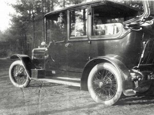 Adler, 1917 (collectie B.C. Janssens)