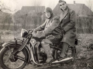 BMW (boto: collectie H. Pols-van Duren)