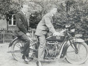 Excelsior motorfiets (coll. W. Schoenmakers)